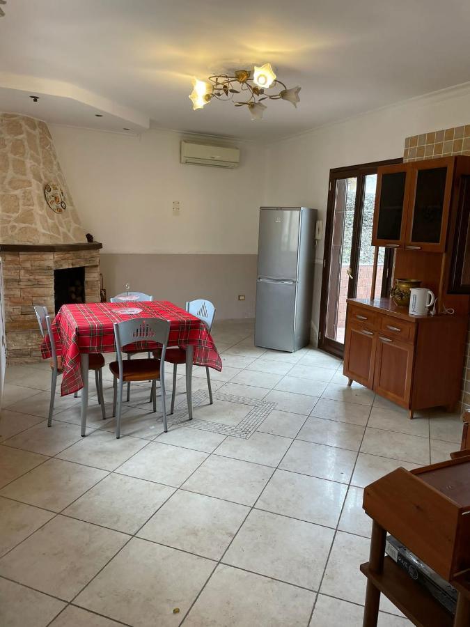 Apartament La Casa Di Mamma Neapol Zewnętrze zdjęcie