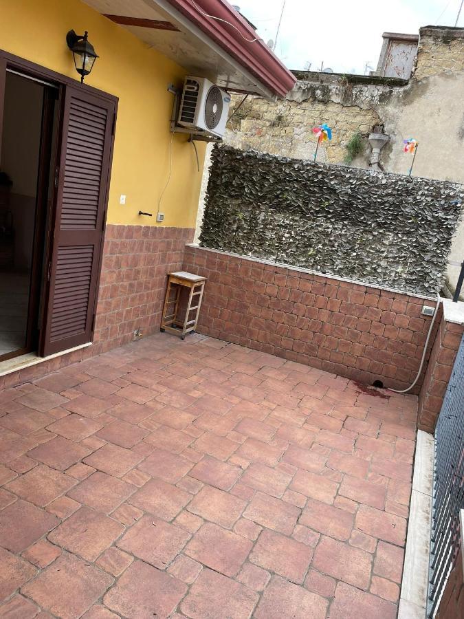 Apartament La Casa Di Mamma Neapol Zewnętrze zdjęcie
